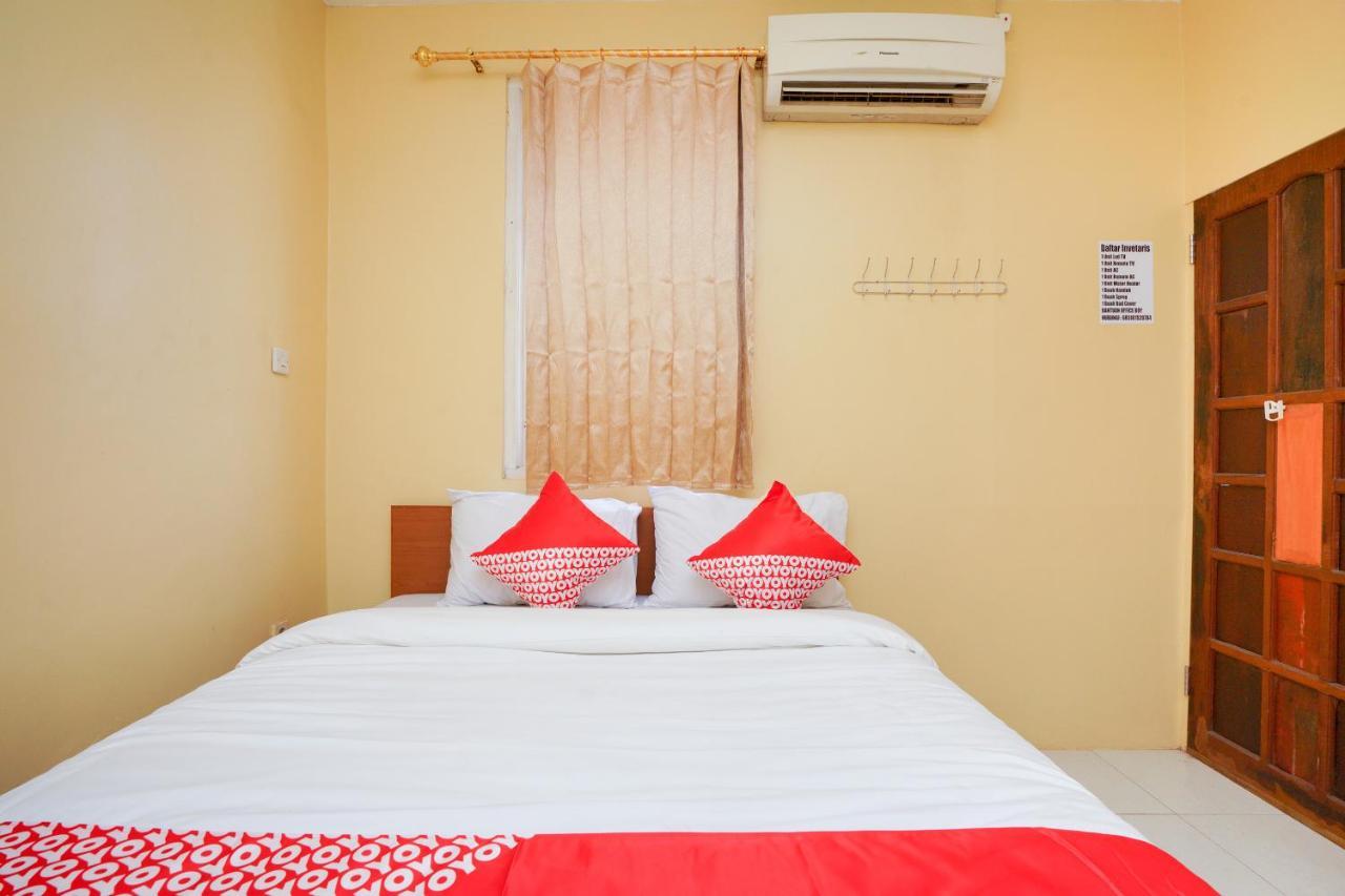 Oyo 2656 Az Zahra Residence Syariah Surabaya Esterno foto